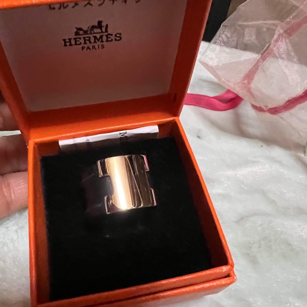 Hermes Black Lurie Leather Ring - Picture 1 of 14